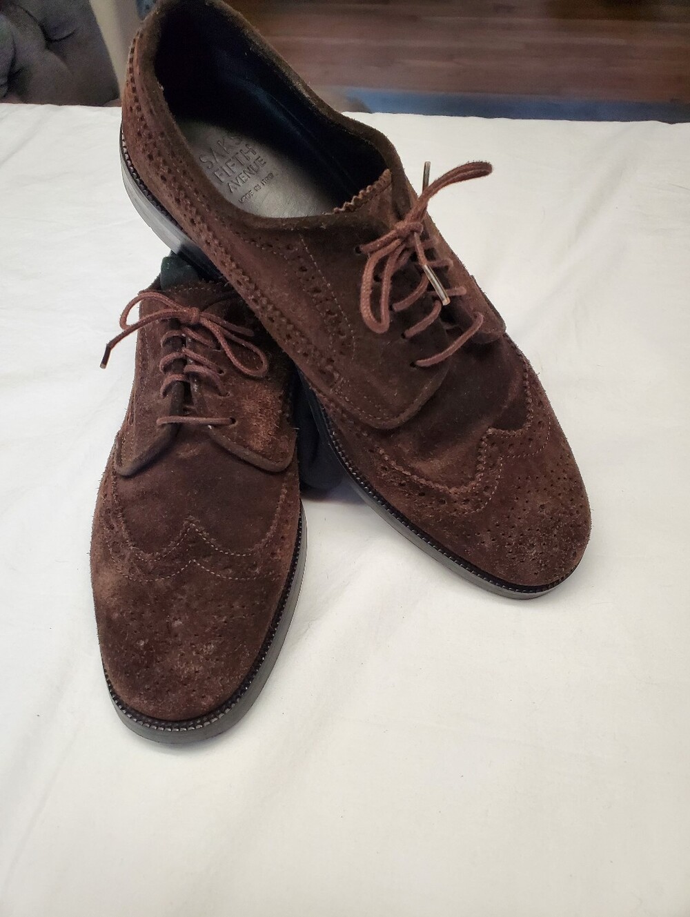Saks Fifth Avenue Men's 7 Suede Wingtip Brogue Oxford Made in Italy Vera Gomma